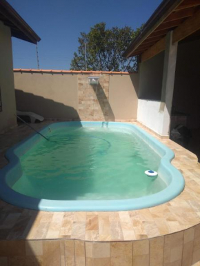 Casa com piscina em Peruibe